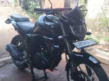 Yamaha Fz 2015 Motorbike