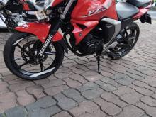 Yamaha FZ 2015 Motorbike