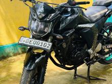 Yamaha FZ 2016 Motorbike