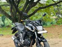 Yamaha FZ 2015 Motorbike