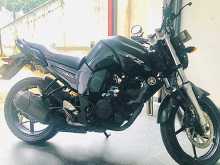 Yamaha FZ 2012 Motorbike