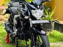 Yamaha FZ 2015 Motorbike