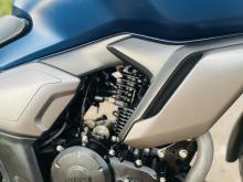 https://riyasewana.com/uploads/yamaha-fz-s-1415475824792.jpg