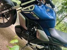 https://riyasewana.com/uploads/yamaha-fz-s-1415490124551.jpg