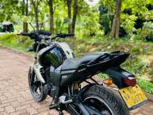 https://riyasewana.com/uploads/yamaha-fz-v-28908174033.jpg