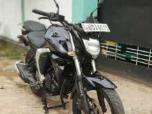 Yamaha FZ Version 2.0 2015 Motorbike