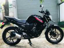 Yamaha FZ 2013 Motorbike