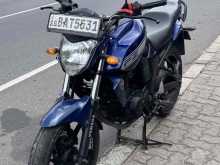 https://riyasewana.com/uploads/yamaha-fz-v1-1112083422612.jpg