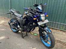 Yamaha FZ 2014 Motorbike