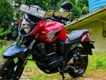 Yamaha FZ 2014 Motorbike