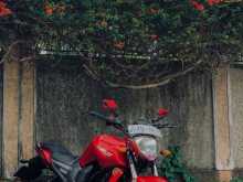 Yamaha FZ 2012 Motorbike