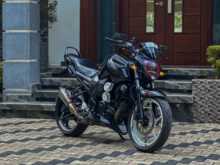 https://riyasewana.com/uploads/yamaha-fz-v1-2321214213873.jpg