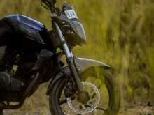 https://riyasewana.com/uploads/yamaha-fz-v1-251542444913.jpg