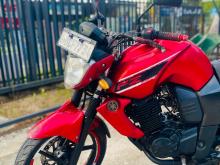 Yamaha Fz 2015 Motorbike