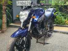 Yamaha FZ 2013 Motorbike