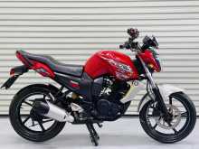 Yamaha FZ 2015 Motorbike