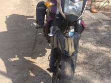 https://riyasewana.com/uploads/yamaha-fz-v1-282123444282.jpg