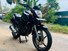 https://riyasewana.com/uploads/yamaha-fz-v1-312311196881.jpg