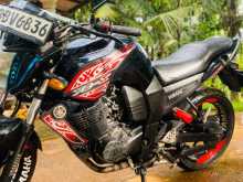 Yamaha Fz 2014 Motorbike