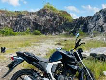 https://riyasewana.com/uploads/yamaha-fz-v2-0-1221561119985.jpg