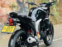 https://riyasewana.com/uploads/yamaha-fz-v2-0-3020115224491.jpg
