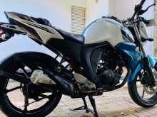 https://riyasewana.com/uploads/yamaha-fz-v2-0-411284713574.jpg