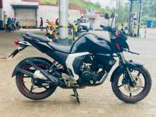 Yamaha FZ Version 2.0 2015 Motorbike