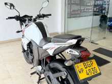 https://riyasewana.com/uploads/yamaha-fz-v2-10752104383.jpg