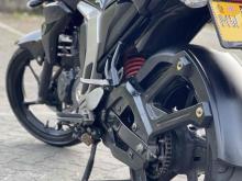 https://riyasewana.com/uploads/yamaha-fz-v2-1210362624811.jpg