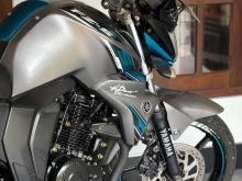 https://riyasewana.com/uploads/yamaha-fz-v2-161920056475.jpg