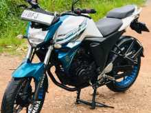 Yamaha FZ Version 2.0 2017 Motorbike