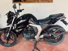 Yamaha FZ Version 2.0 2015 Motorbike