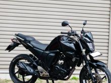 Yamaha FZ Version 2.0 2017 Motorbike