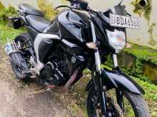 Yamaha FZ Version 2.0 2015 Motorbike