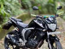 Yamaha FZ Version 2.0 2017 Motorbike