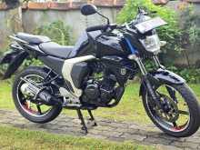 Yamaha FZ Version 2.0 2017 Motorbike