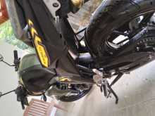 https://riyasewana.com/uploads/yamaha-fz-v2-2211480413492.jpg