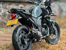 https://riyasewana.com/uploads/yamaha-fz-v2-2216222513752.jpg