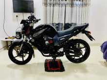Yamaha FZ Version 2.0 2014 Motorbike
