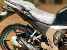 https://riyasewana.com/uploads/yamaha-fz-v2-2310464813422.jpg