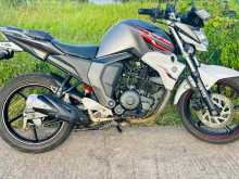 https://riyasewana.com/uploads/yamaha-fz-v2-2311540822133.jpg