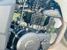 https://riyasewana.com/uploads/yamaha-fz-v2-2311540822162.jpg