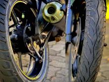 https://riyasewana.com/uploads/yamaha-fz-v2-2312082224732.jpg