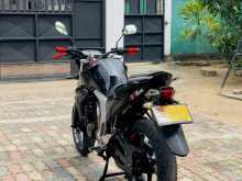 https://riyasewana.com/uploads/yamaha-fz-v2-2313482222713.jpg