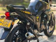 https://riyasewana.com/uploads/yamaha-fz-v2-246582813534.jpg