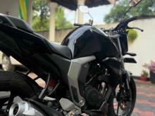https://riyasewana.com/uploads/yamaha-fz-v2-2519263124652.jpg