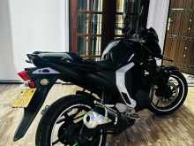 Yamaha FZ Version 2.0 2017 Motorbike
