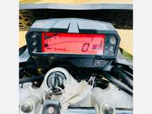 https://riyasewana.com/uploads/yamaha-fz-v2-28510913224.jpg