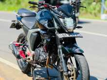 Yamaha FZ Version 2.0 2017 Motorbike