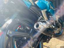 https://riyasewana.com/uploads/yamaha-fz-v2-38562813853.jpg